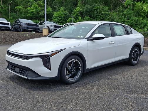 2025 Kia K4 EX