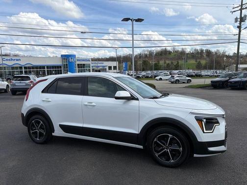 2024 Kia Niro LX
