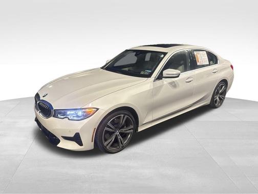 2022 BMW 330 i xDrive