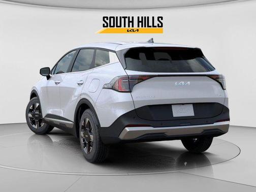 Glacial White Pearl 2026 Kia Sportage LX
