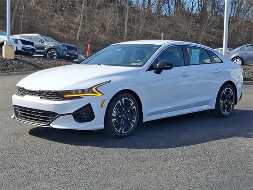 2022 Kia K5 GT-Line