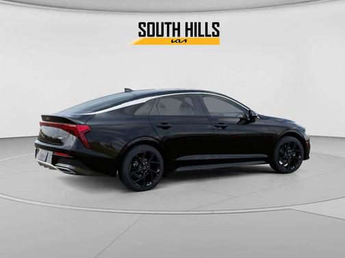 Aurora Black Pearl 2026 Kia K5 GT-Line