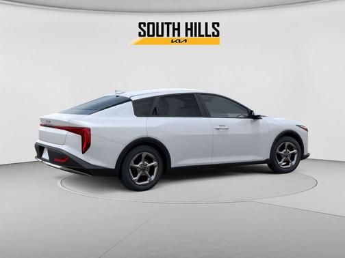 Snow White Pearl 2026 Kia K4 LXS