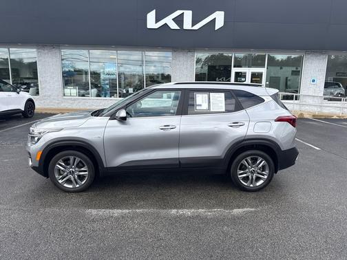 2021 Kia Seltos S