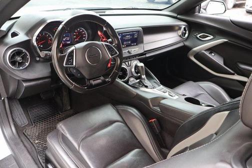 2021 Chevrolet Camaro RWD Coupe LT1