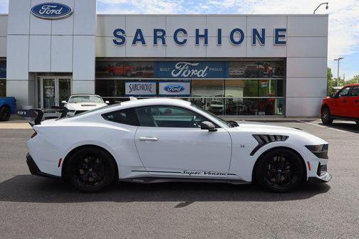 2024 Ford Mustang Dark Horse Fastback