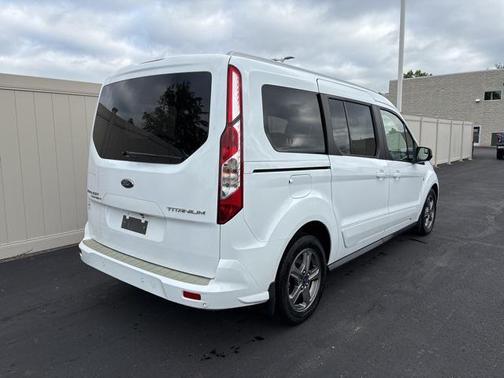 2019 Ford Transit Connect Titanium w/Rear Liftgate
