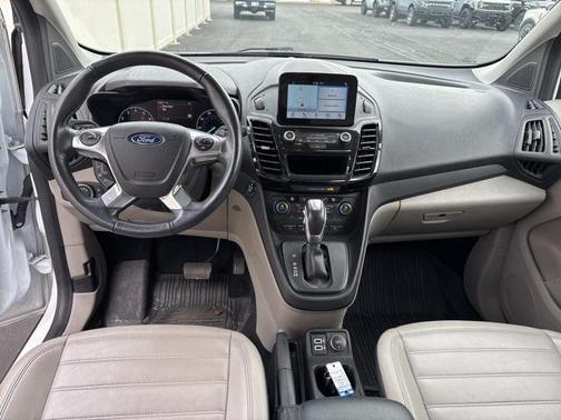 2019 Ford Transit Connect Titanium w/Rear Liftgate