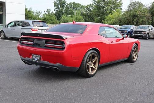 2015 Dodge Challenger SRT Hellcat