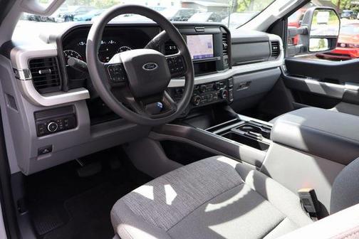 2025 Ford F-350 XLT