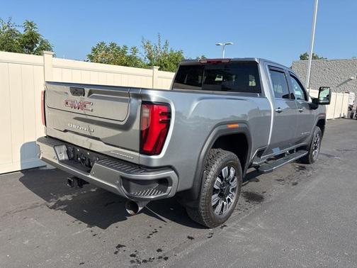 2025 GMC Sierra 2500 Denali
