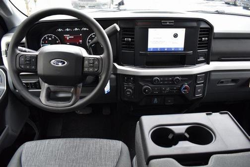 2025 Ford F-350 XLT