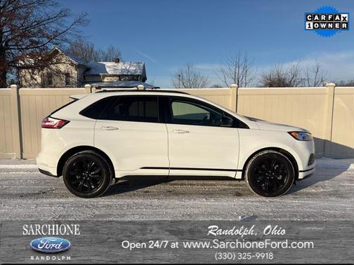 2022 Ford Edge SE