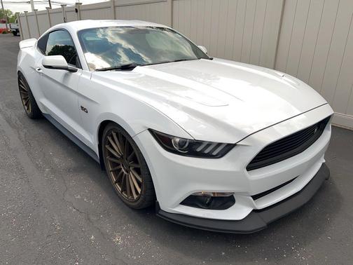 Oxford White 2015 Ford Mustang GT Premium