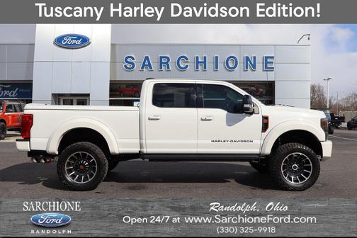 Star White Metallic Tri-Coat 2022 Ford F-250 Lariat