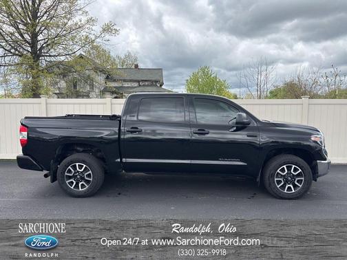Midnight Black Metallic 2021 Toyota Tundra SR5