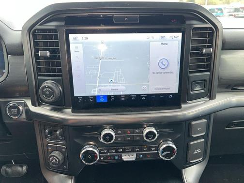 Iconic Silver Metallic 2025 Ford F-150 Lariat