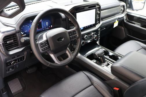 Iconic Silver Metallic 2025 Ford F-150 Lariat