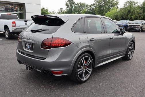 2014 Porsche Cayenne GTS