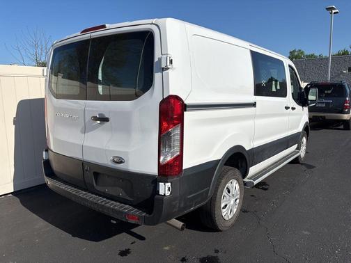 Oxford White 2024 Ford Transit-250 Base