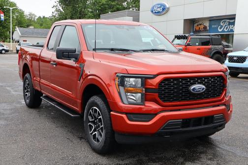 Hot Pepper Red Metallic Tinted Clearcoat 2023 Ford F-150 XL