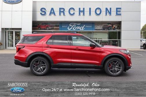 2025 Ford Explorer ST-Line