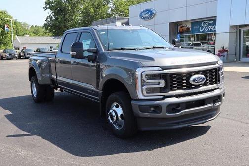 2025 Ford F-350 Platinum