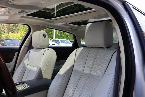 2015 Jaguar XJ XJL Portfolio