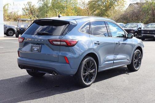 2026 Ford Escape ST-Line Elite