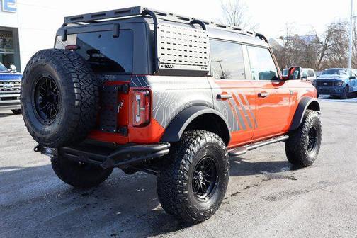 Shadow Black 2025 Ford Bronco Badlands