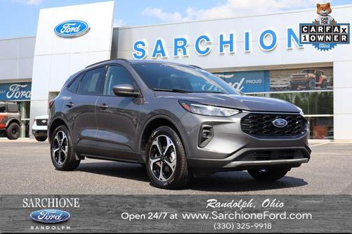 Carbonized Gray Metallic 2025 Ford Escape ST-Line Select