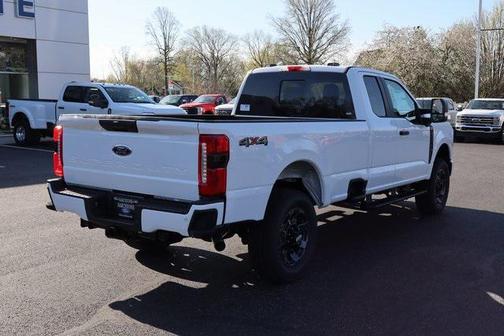 2025 Ford F-350 XL