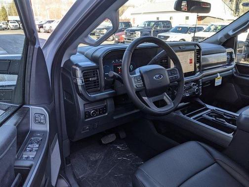 2025 Ford F-350 Lariat