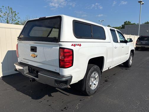 Summit White 2018 Chevrolet Silverado 1500 1LT