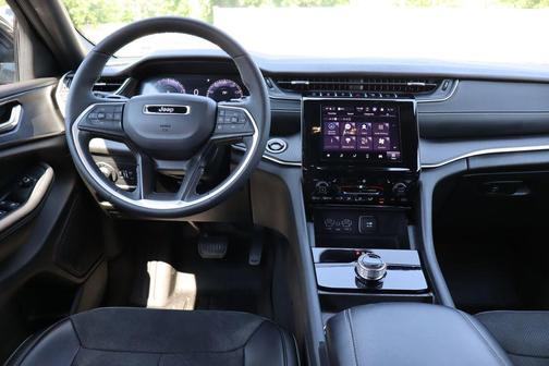 Velvet Red Pearlcoat 2024 Jeep Grand Cherokee L Altitude