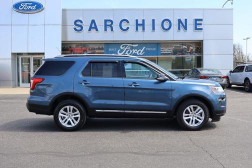 Blue Metallic 2018 Ford Explorer XLT