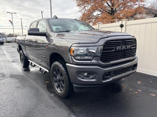 2020 RAM 2500 Big Horn Crew Cab 4X4 6'4' Box