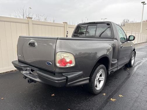 2004 Ford F-150 SVT Lightning Flareside