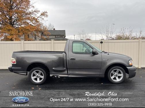 2004 Ford F-150 SVT Lightning Flareside