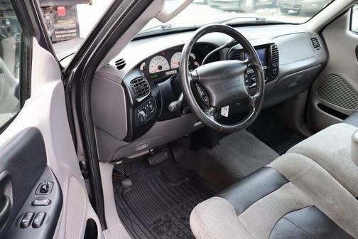 2004 Ford F-150 SVT Lightning Flareside