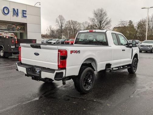 2025 Ford F-350 XL