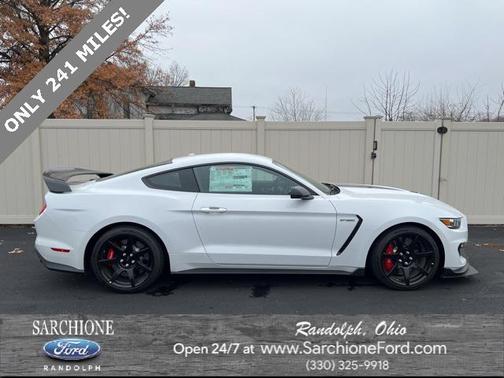 2016 Ford Shelby GT350 Base