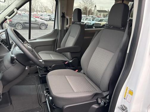 2025 Ford Transit-350 XL