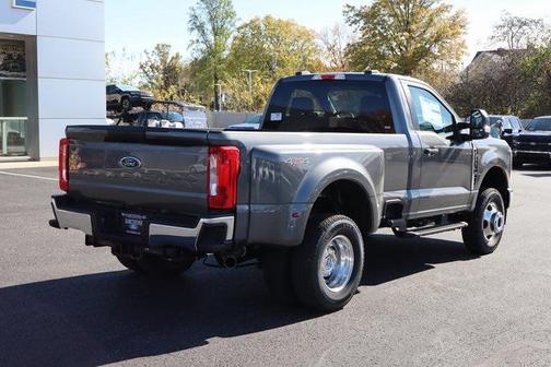 2026 Ford F-350 XLT
