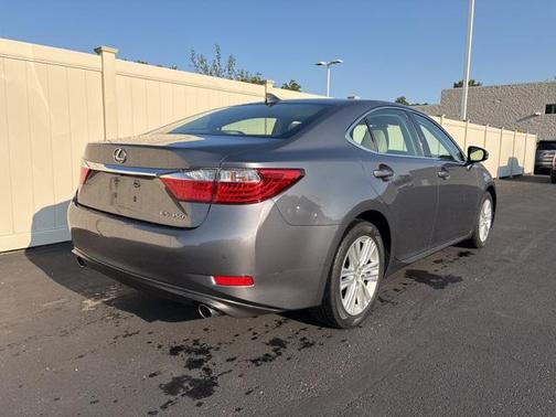 2015 Lexus ES 350 Crafted Line