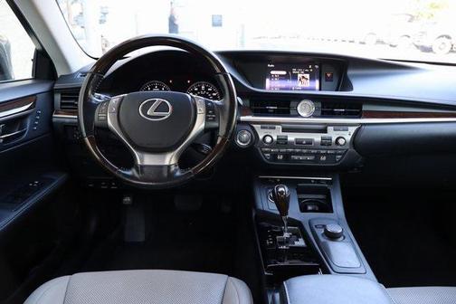 2015 Lexus ES 350 Crafted Line