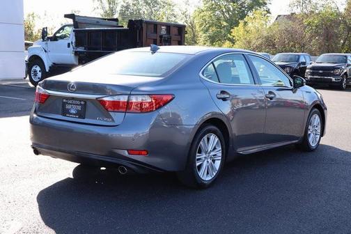 2015 Lexus ES 350 Crafted Line