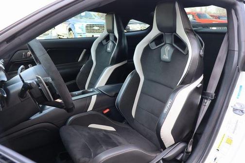 2022 Ford Shelby GT500 Base