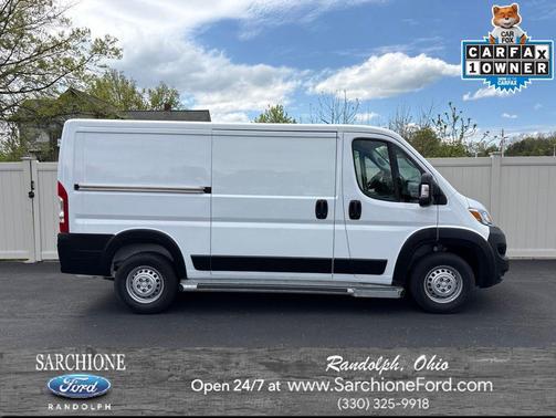 Bright White Clearcoat 2025 RAM ProMaster 2500 Tradesman