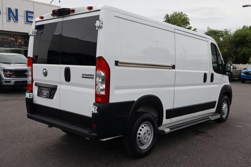 Bright White Clearcoat 2025 RAM ProMaster 2500 Tradesman